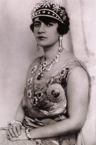 Retrato da Rainha Soraya de Tarzi do Afeganistão, c.1928 de Unknown